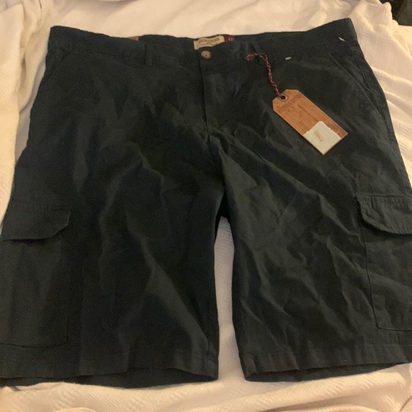 NEW Hudson & Barrow cargo shorts